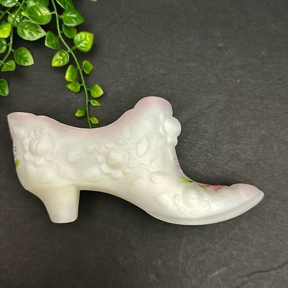 Fenton White Satin Milk Glass Hand Painted Slipper Shoe Roses Signed by Artist - Picture 7 of 12